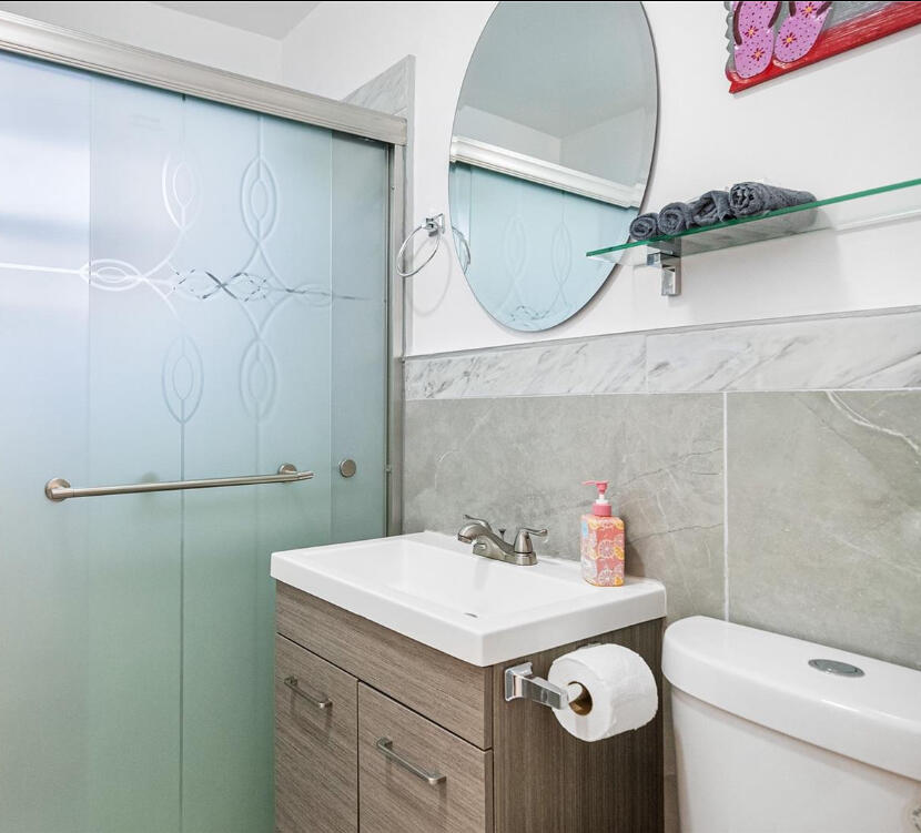 CAUSEWAY BAYFRONTS - Residential Income