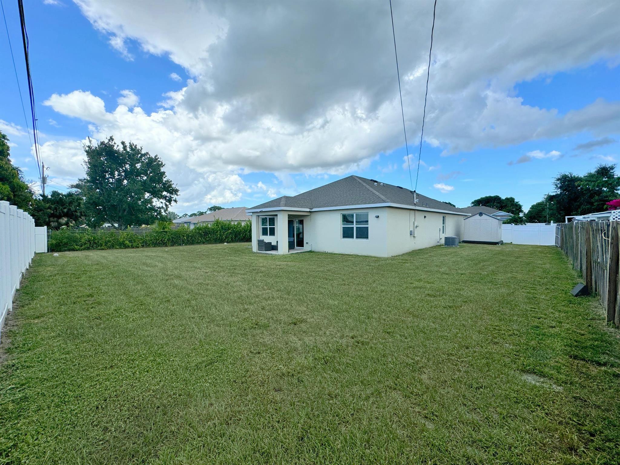 PORT ST LUCIE SECTION 19 - Residential