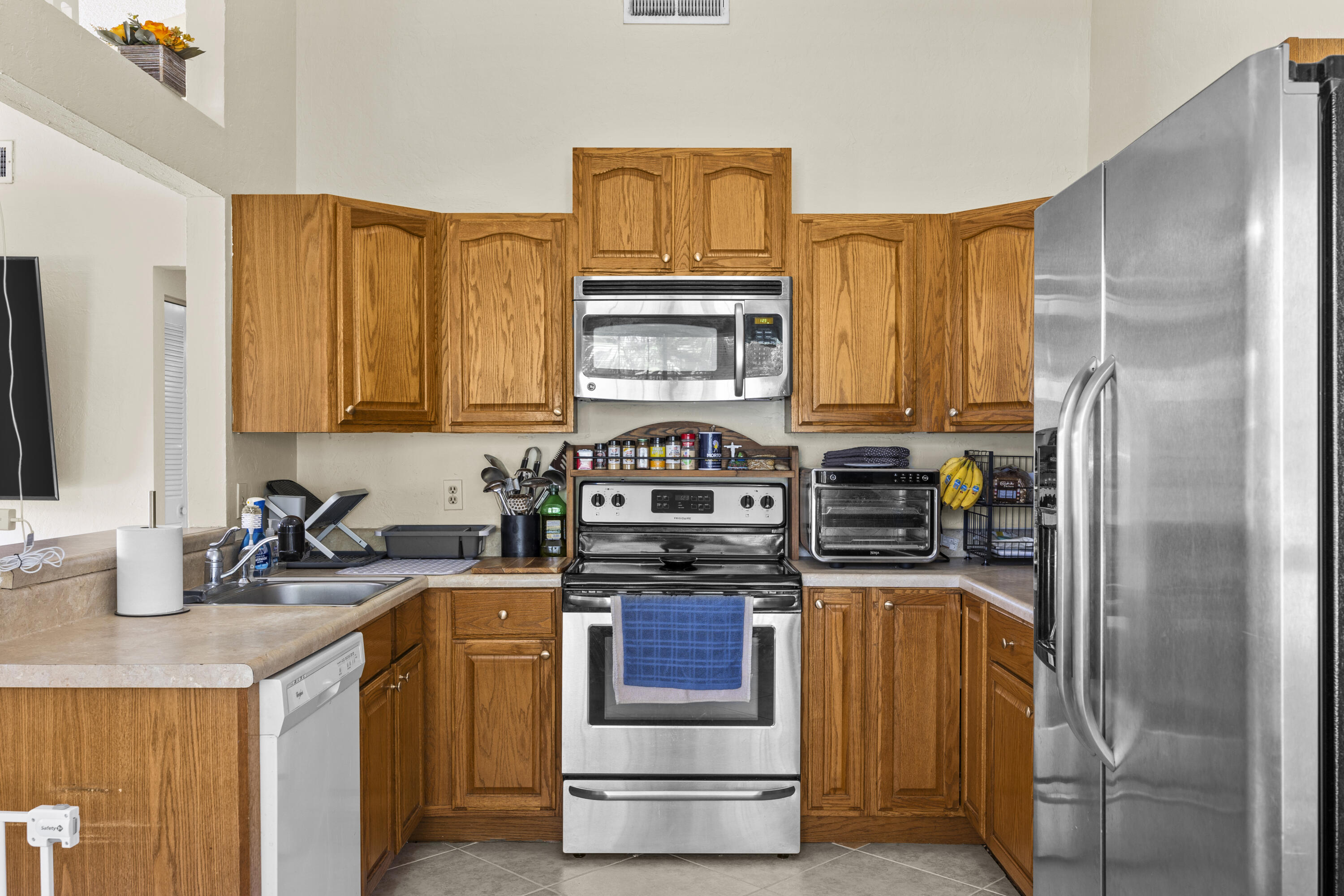 COUNTERPOINT ESTATES 7 - Residential