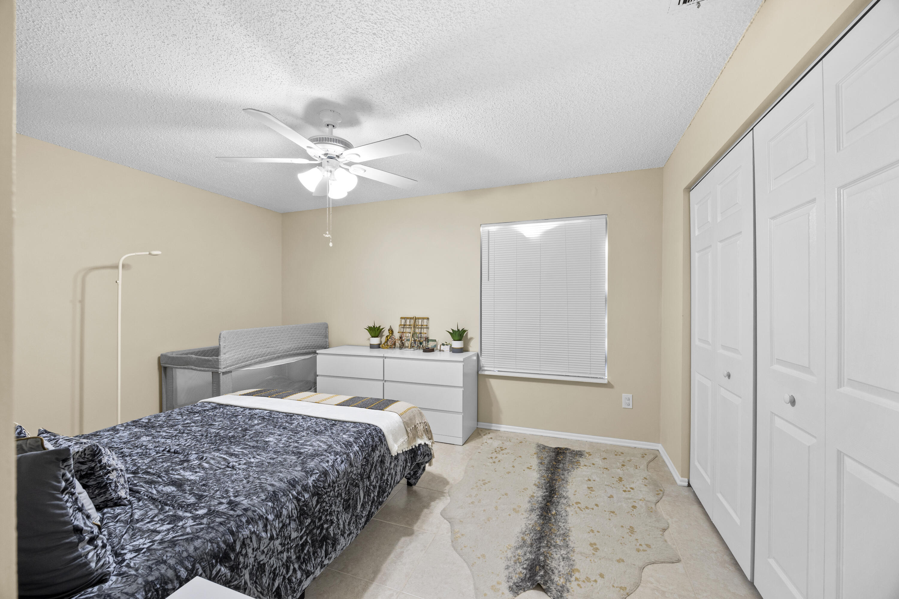 COUNTERPOINT ESTATES 7 - Residential