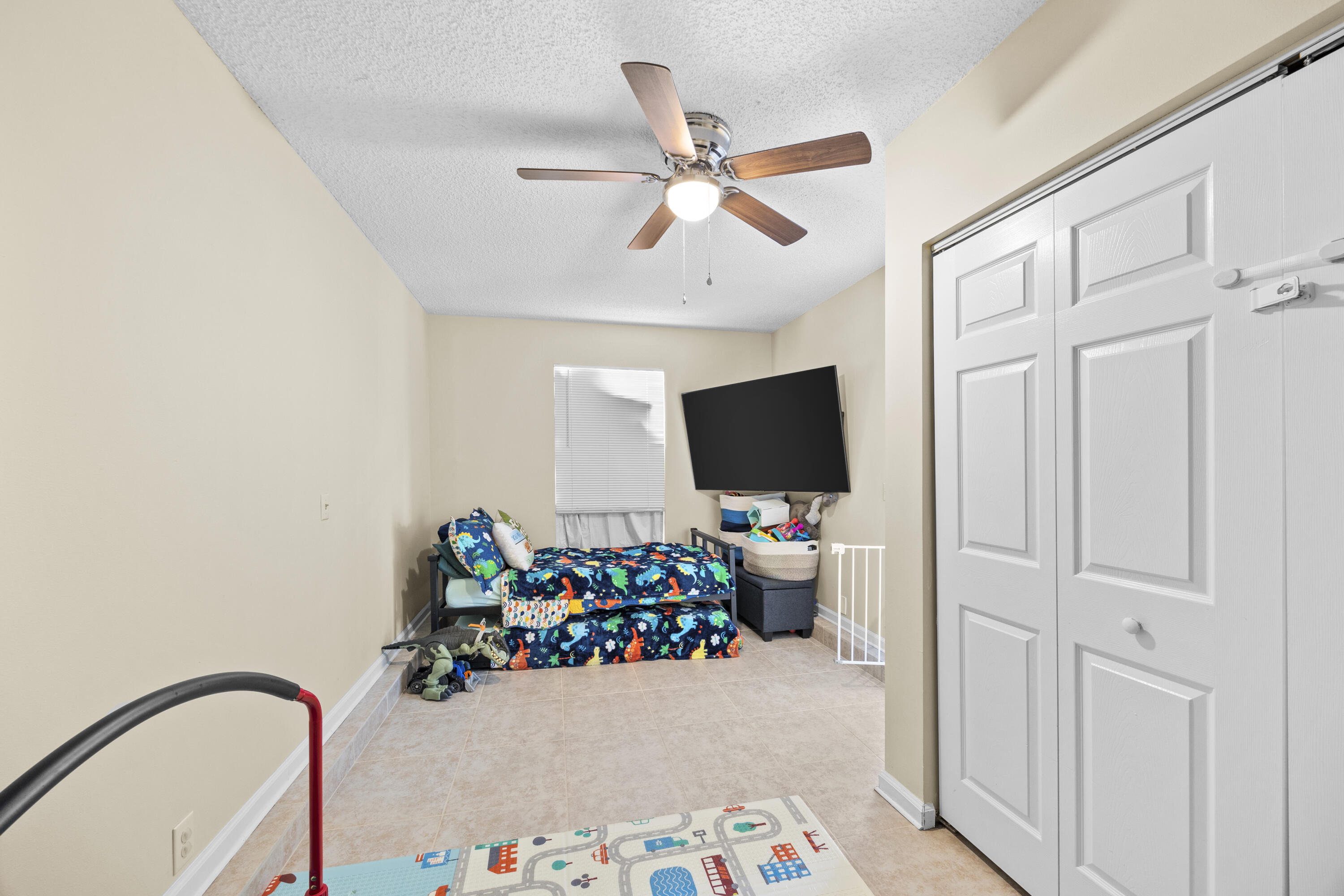 COUNTERPOINT ESTATES 7 - Residential