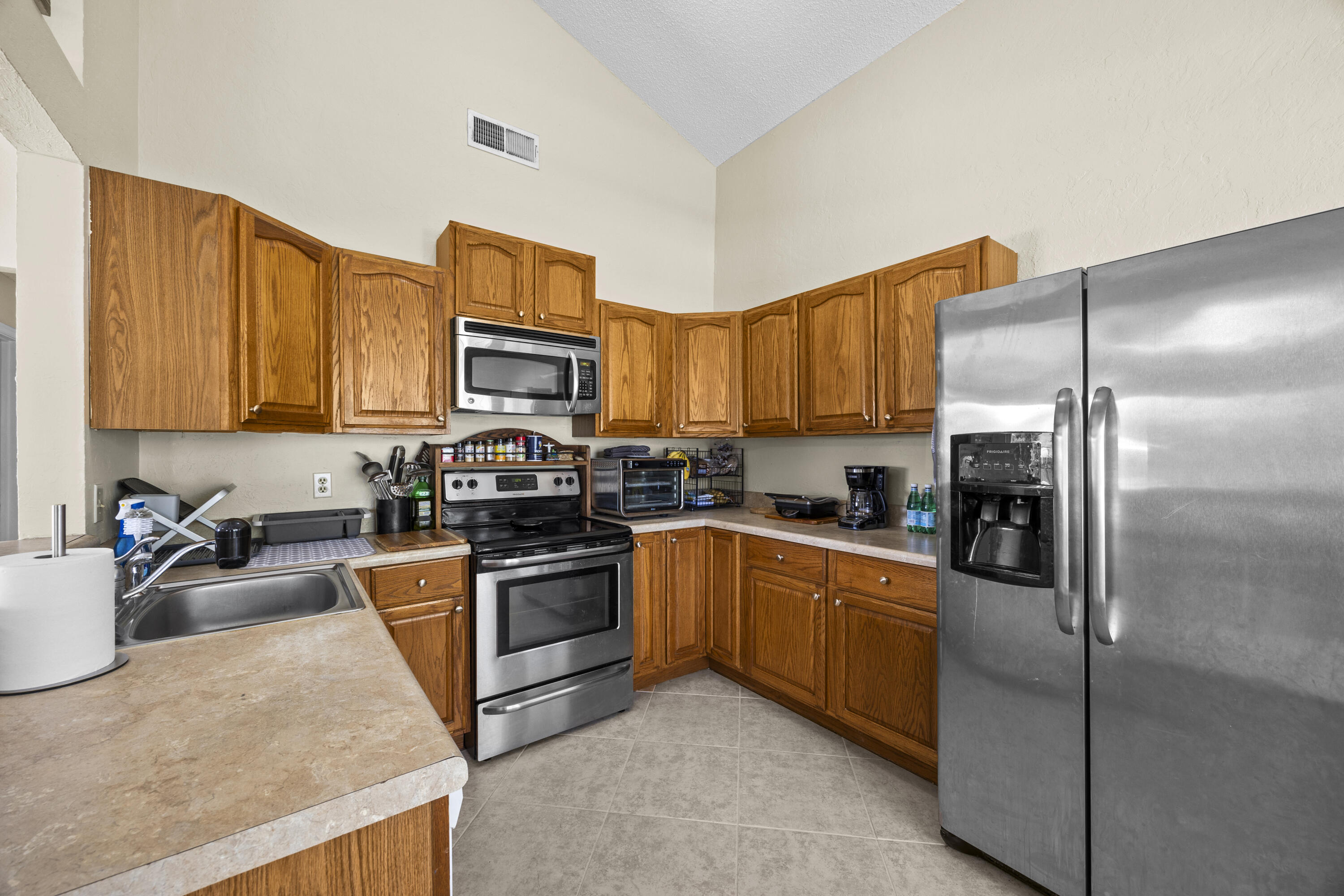 COUNTERPOINT ESTATES 7 - Residential