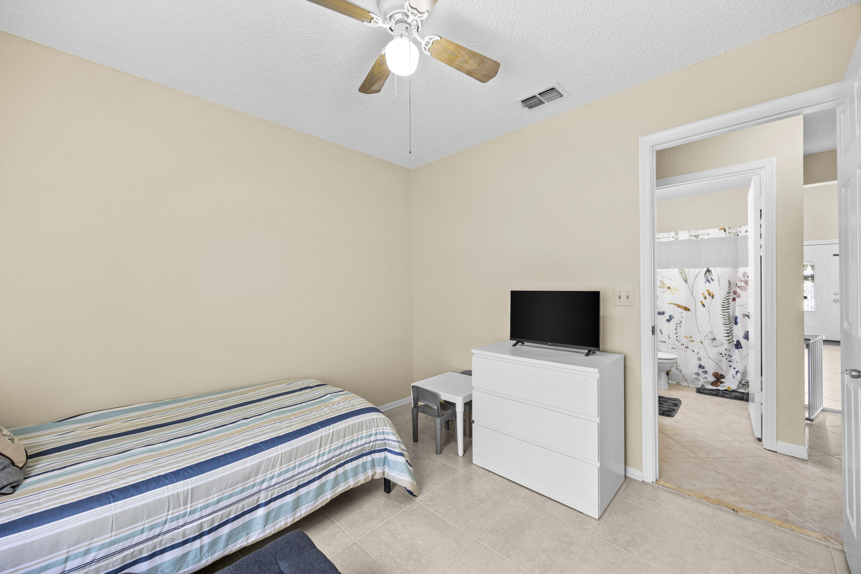 COUNTERPOINT ESTATES 7 - Residential