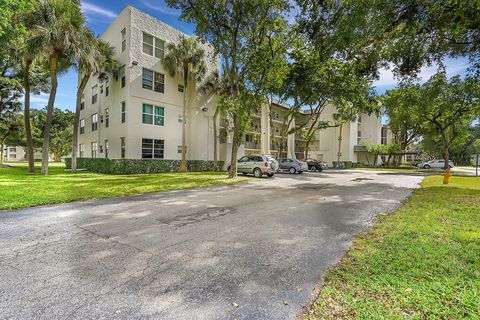 A home in Davie