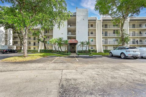 A home in Davie