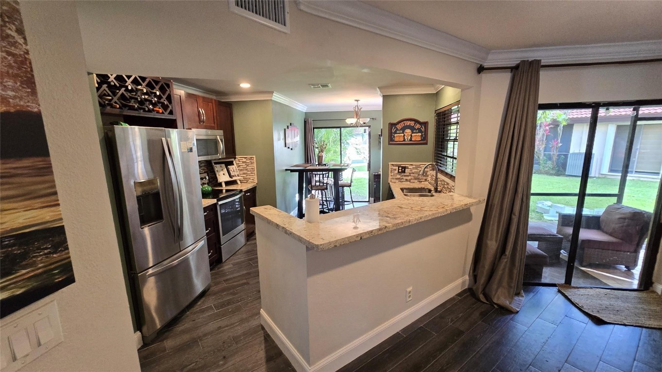 LAKEVIEW COURTS AT JACARA - Residential