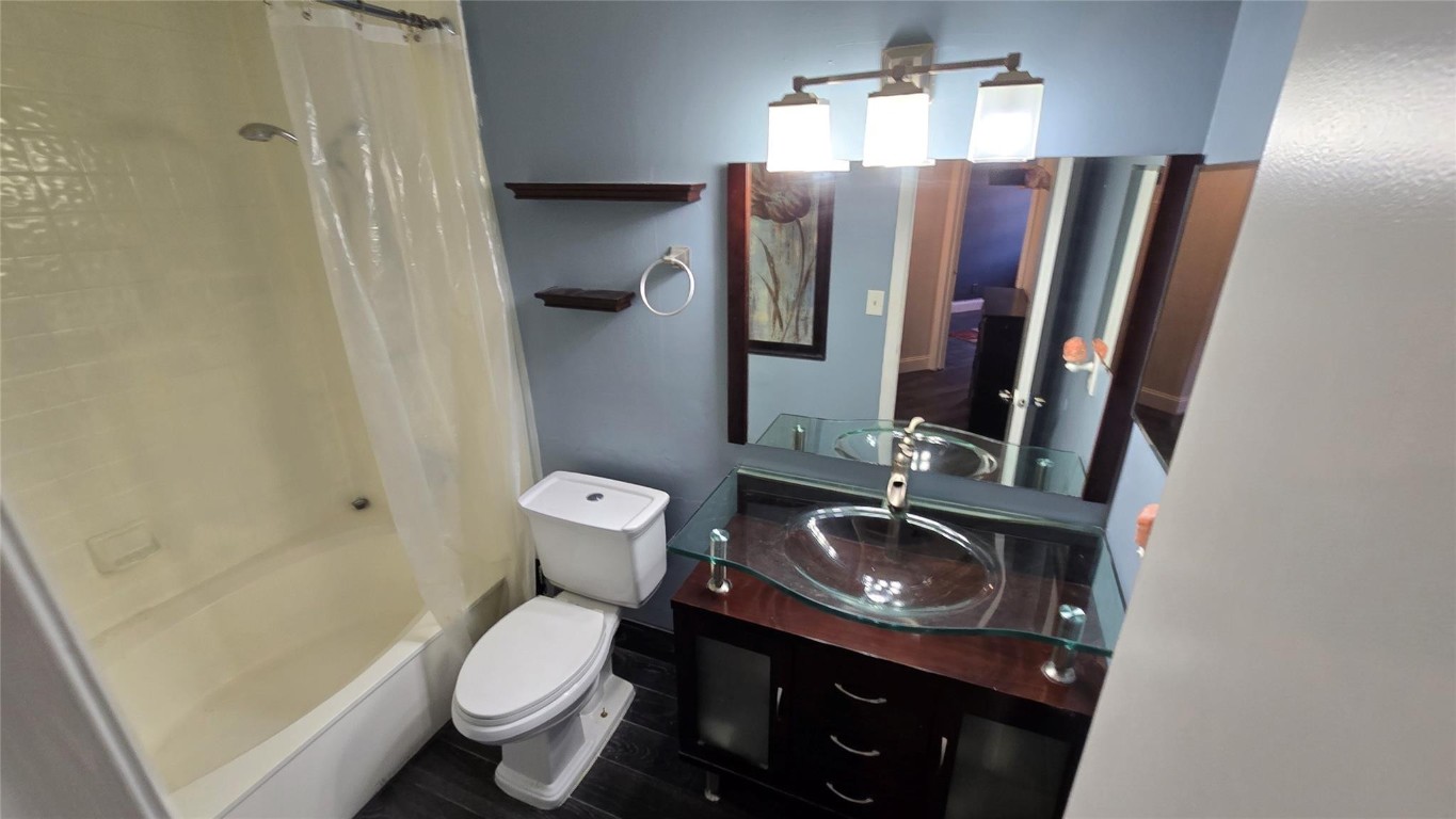 LAKEVIEW COURTS AT JACARA - Residential