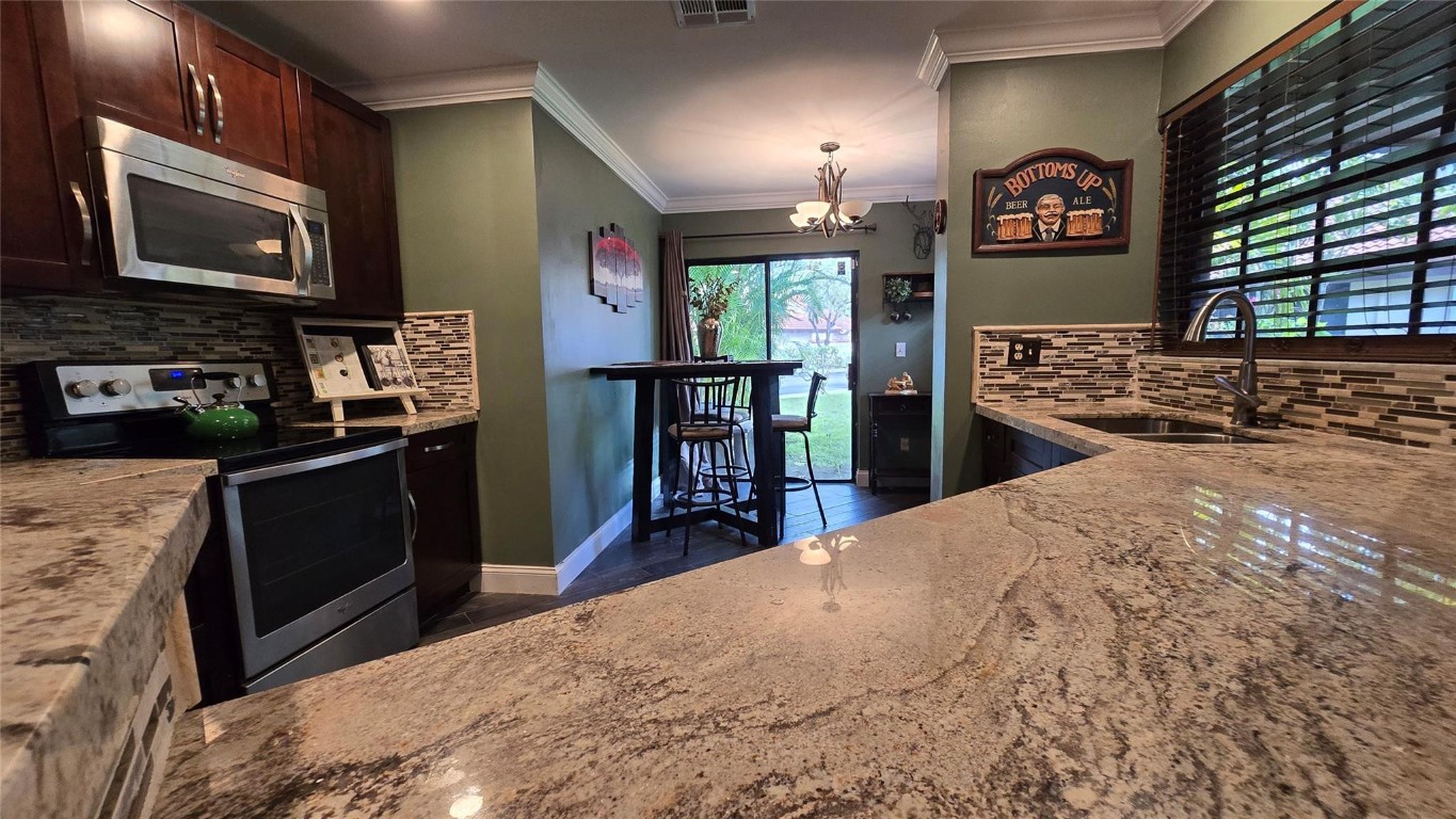 LAKEVIEW COURTS AT JACARA - Residential