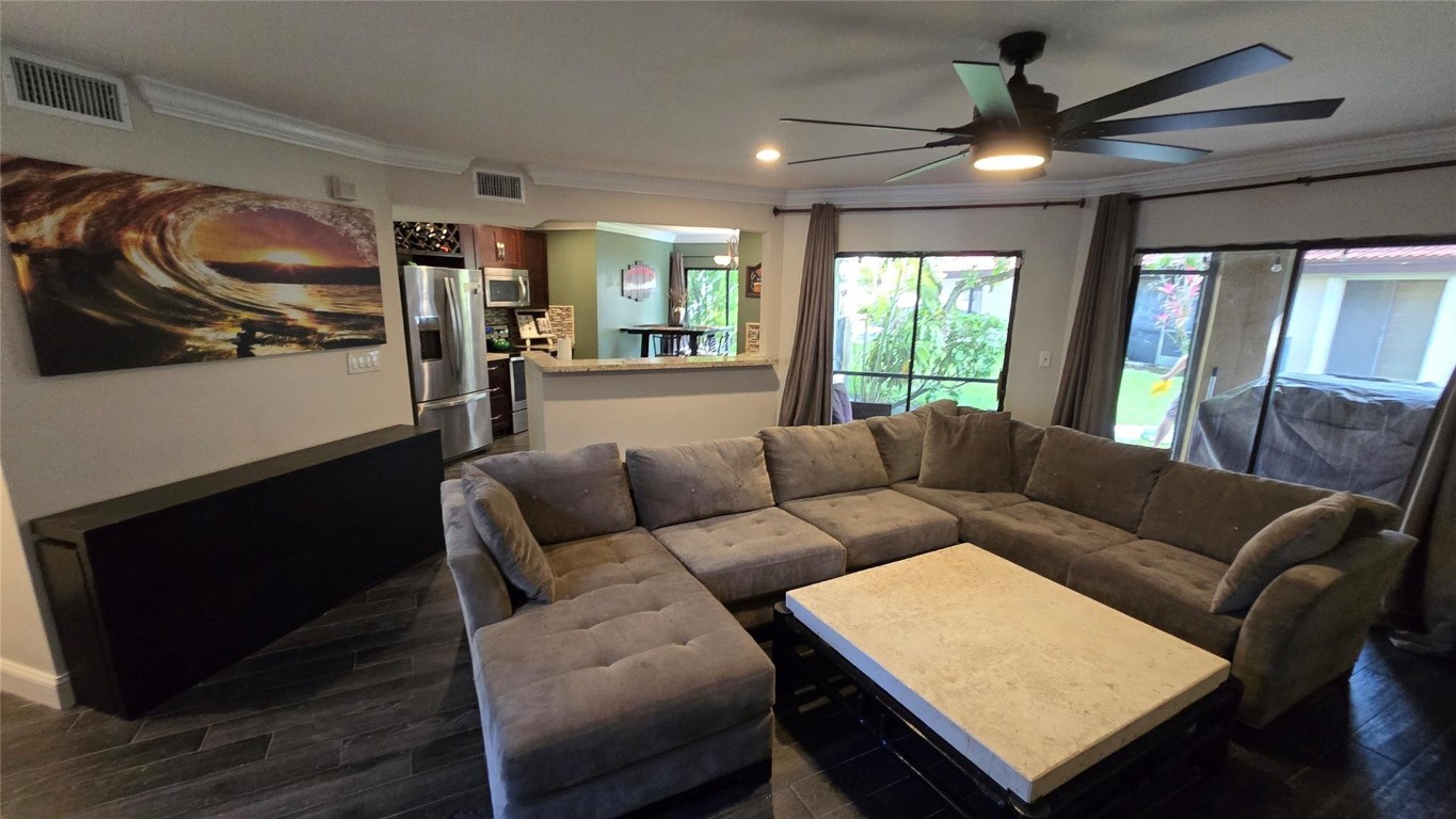 LAKEVIEW COURTS AT JACARA - Residential