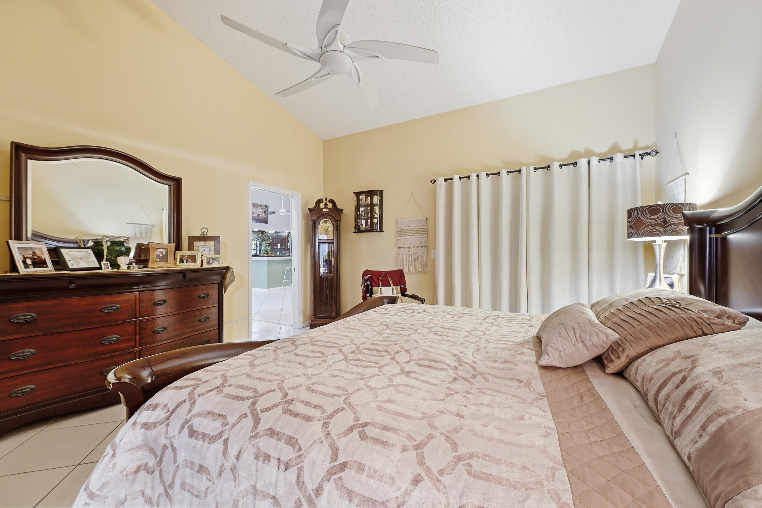 CYPRESS LAKES 10 - Residential