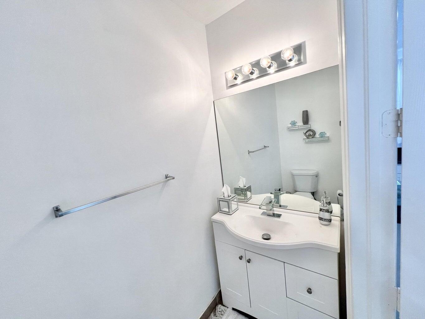 CITYSIDE CONDO - Residential Lease