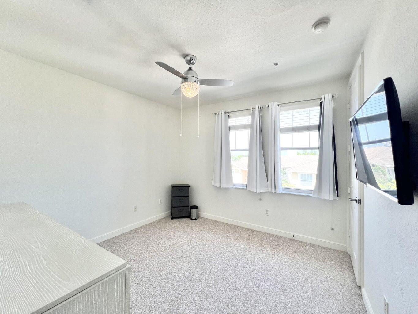 CITYSIDE CONDO - Residential Lease