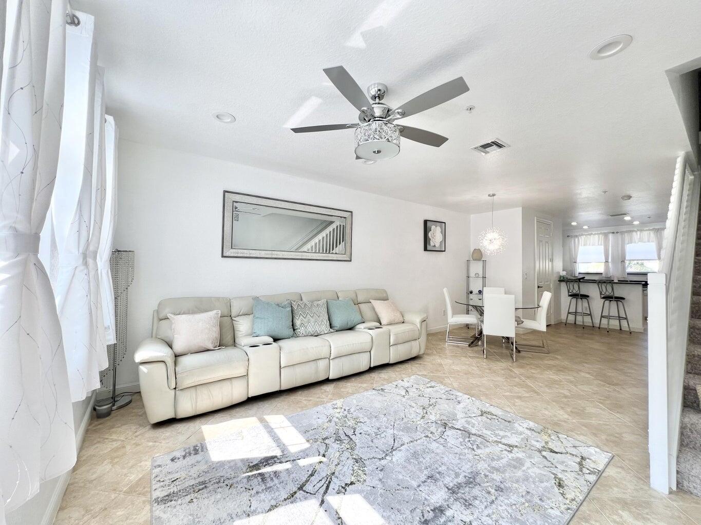 CITYSIDE CONDO - Residential Lease