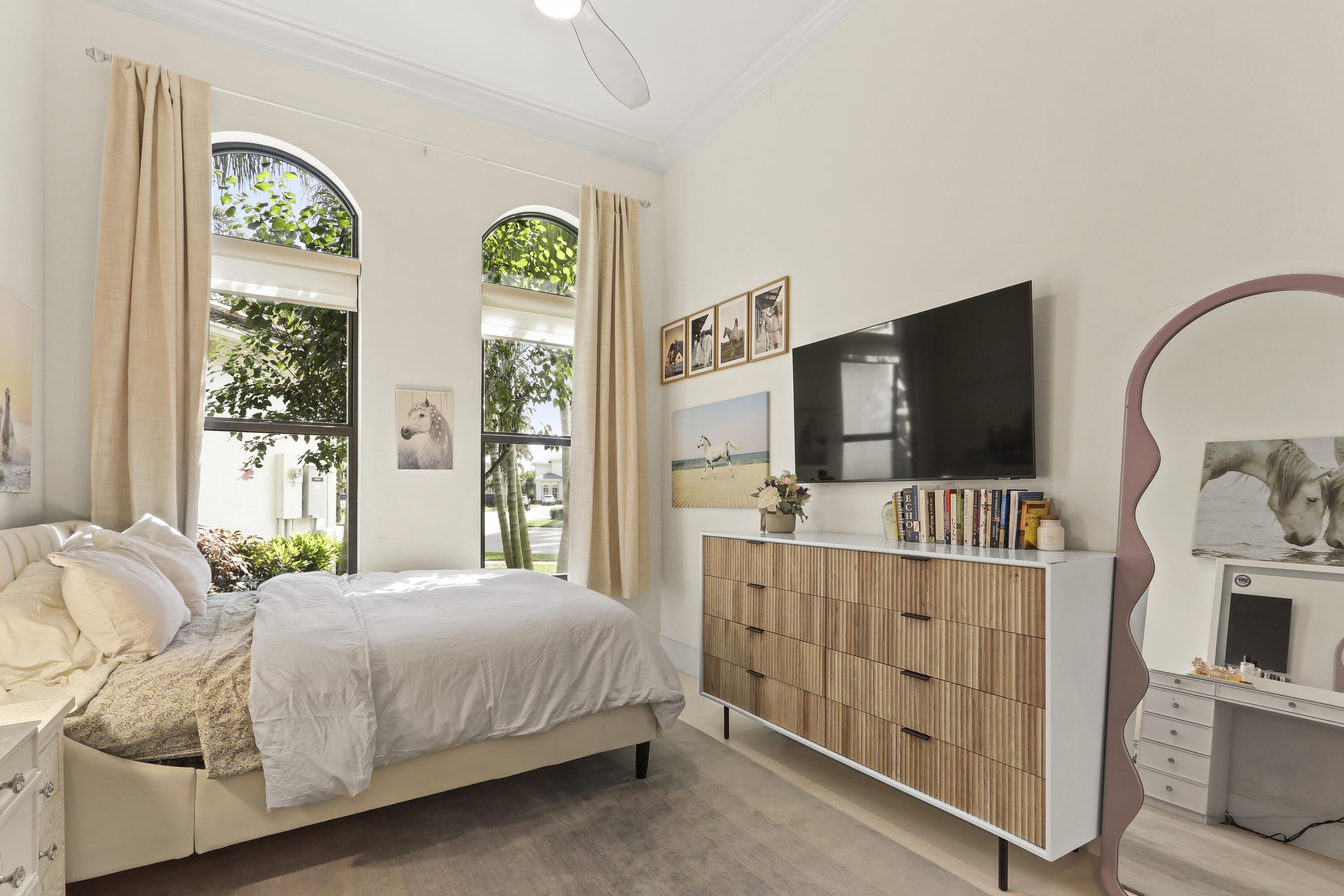 MIRASOL PARS H AND I - Residential