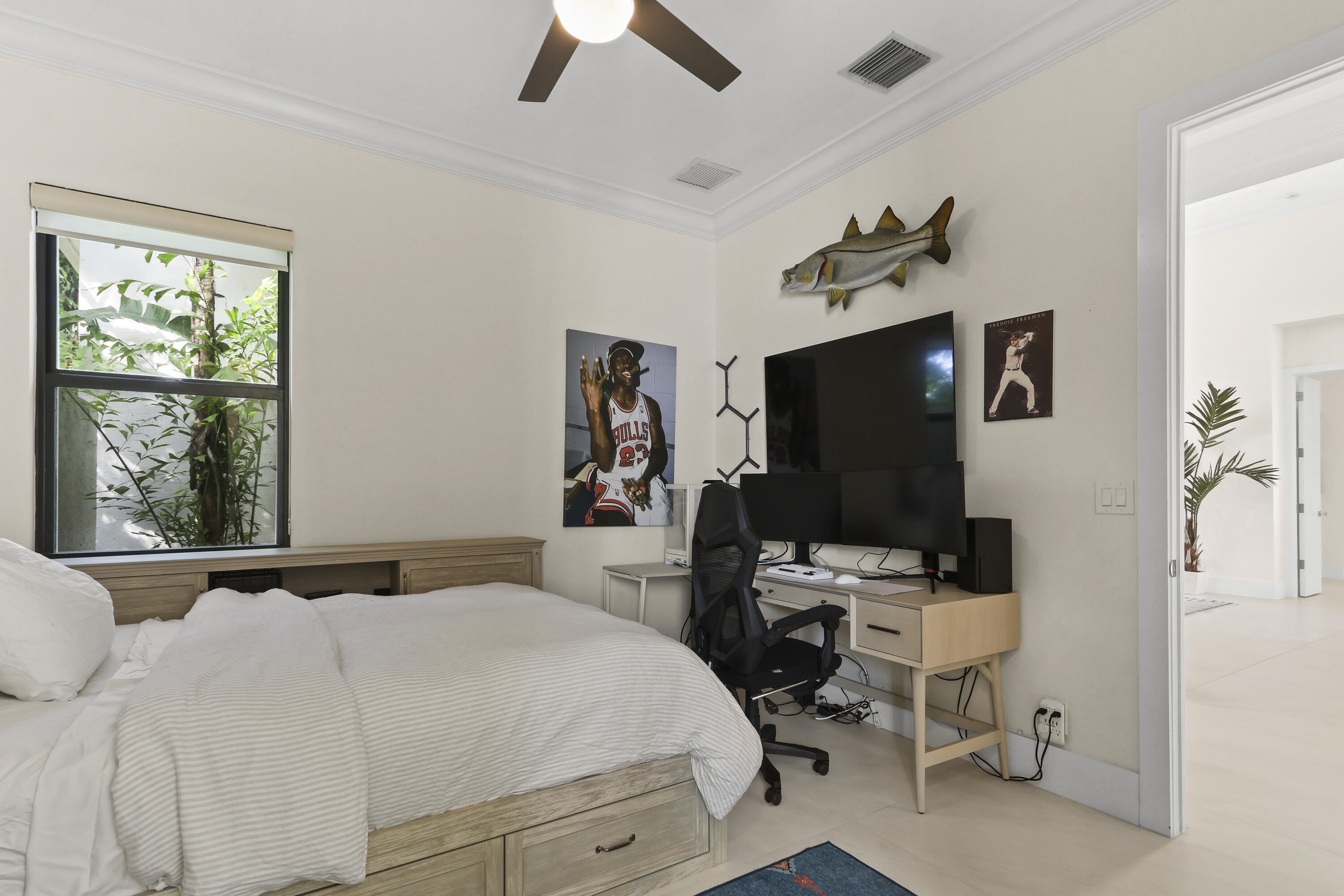 MIRASOL PARS H AND I - Residential