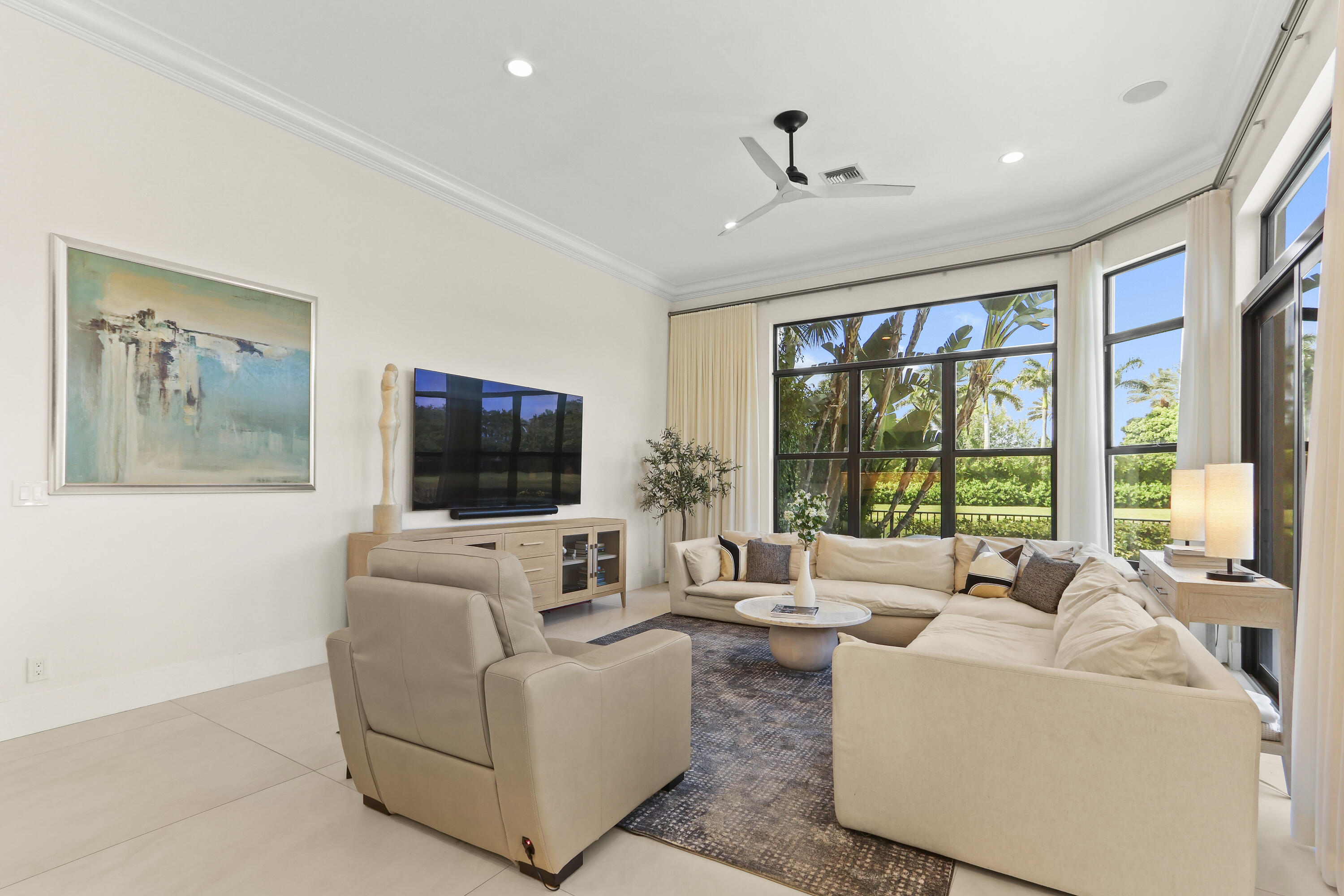 MIRASOL PARS H AND I - Residential