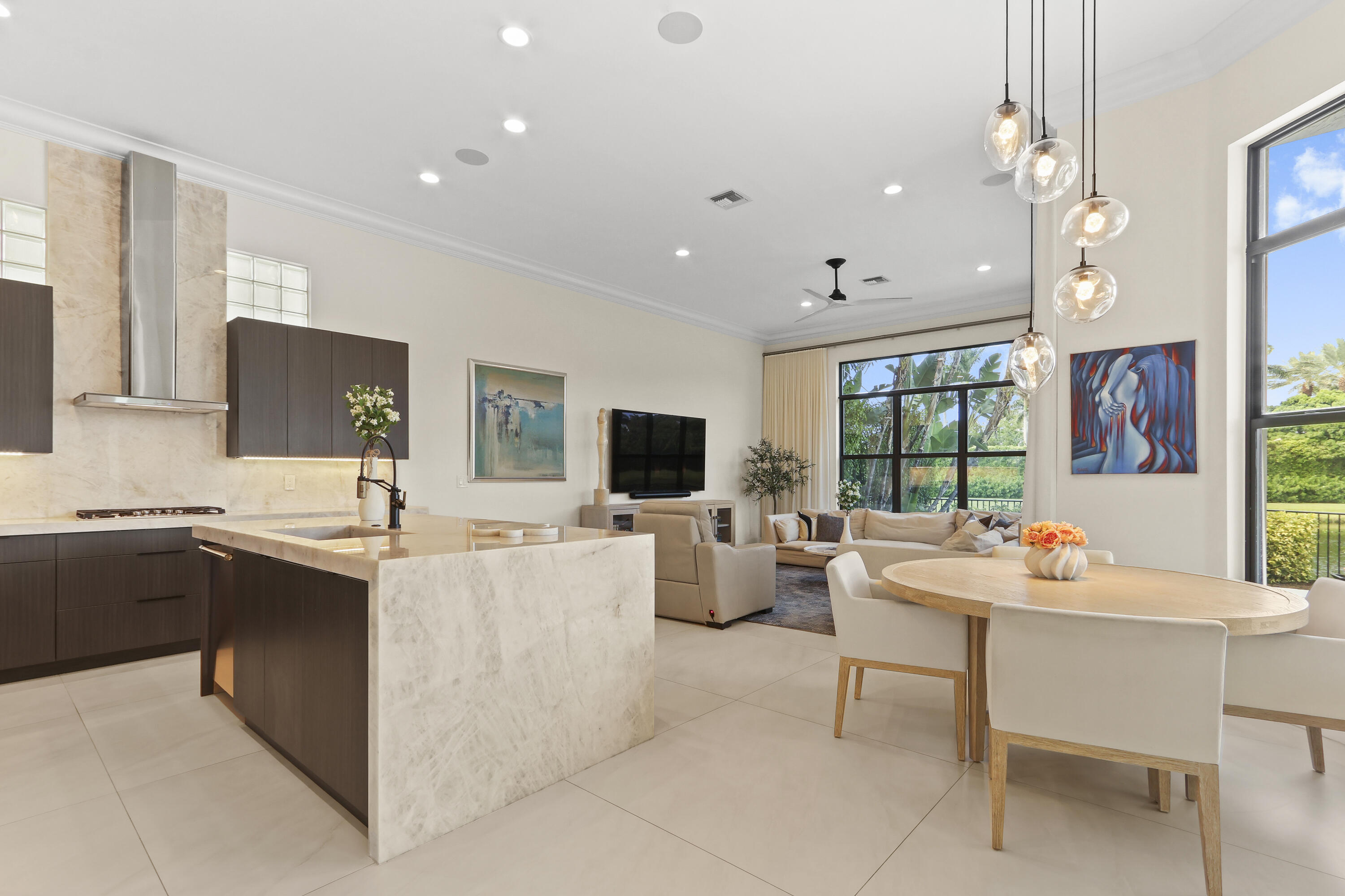 MIRASOL PARS H AND I - Residential