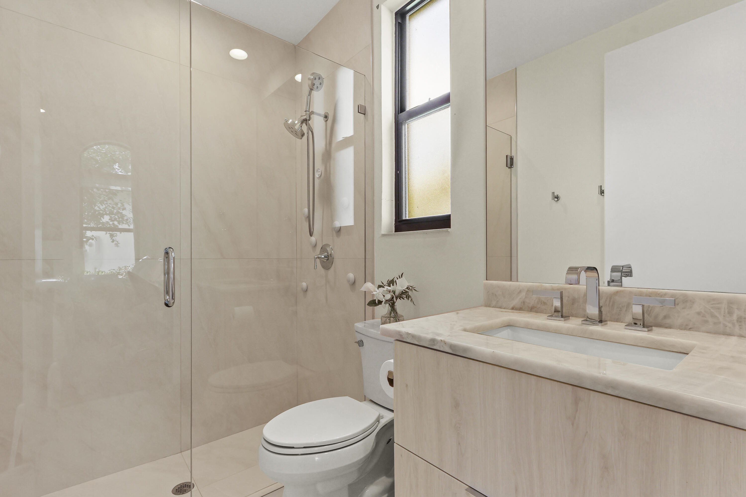 MIRASOL PARS H AND I - Residential