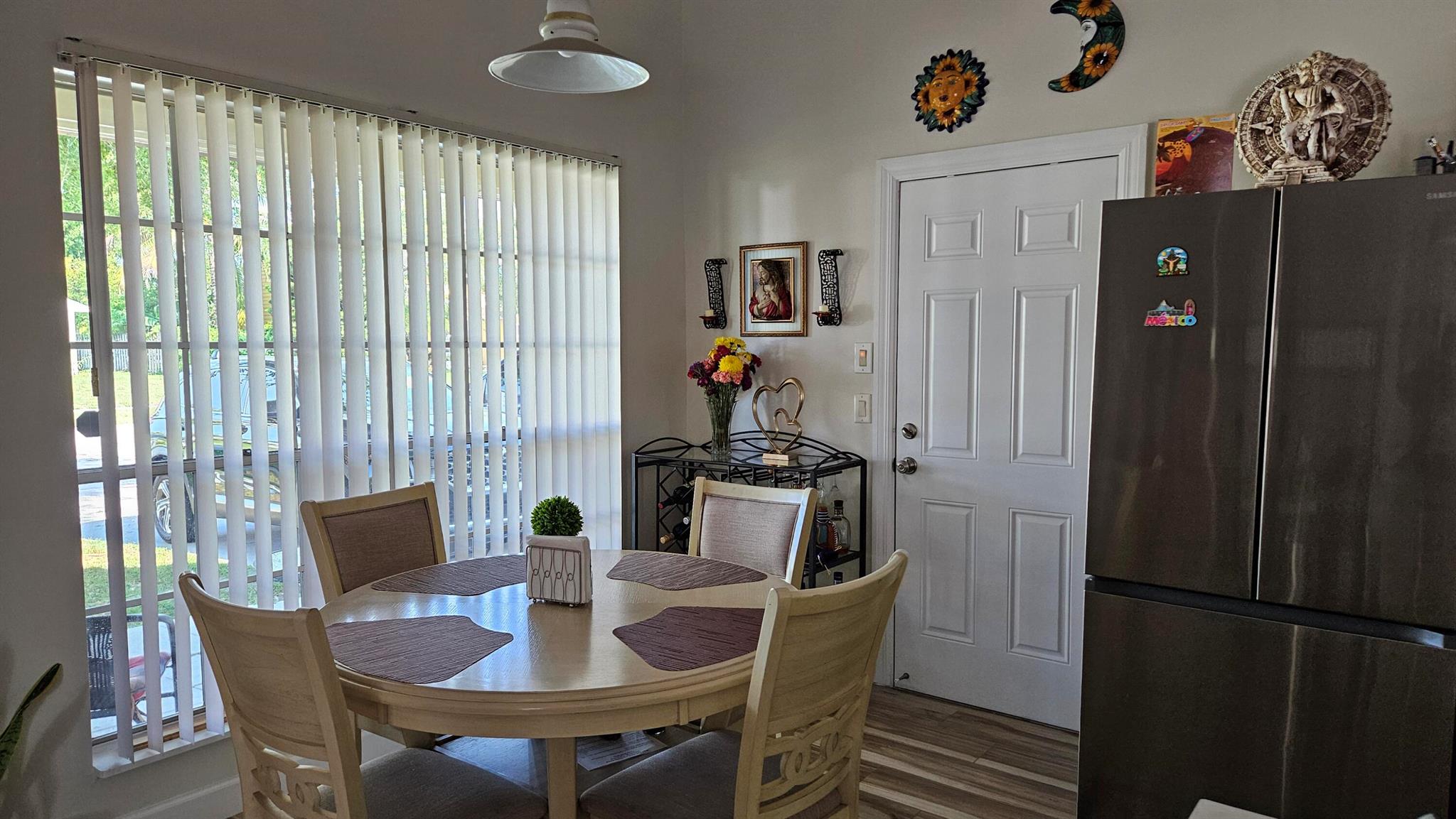 1192 Grandview Circle