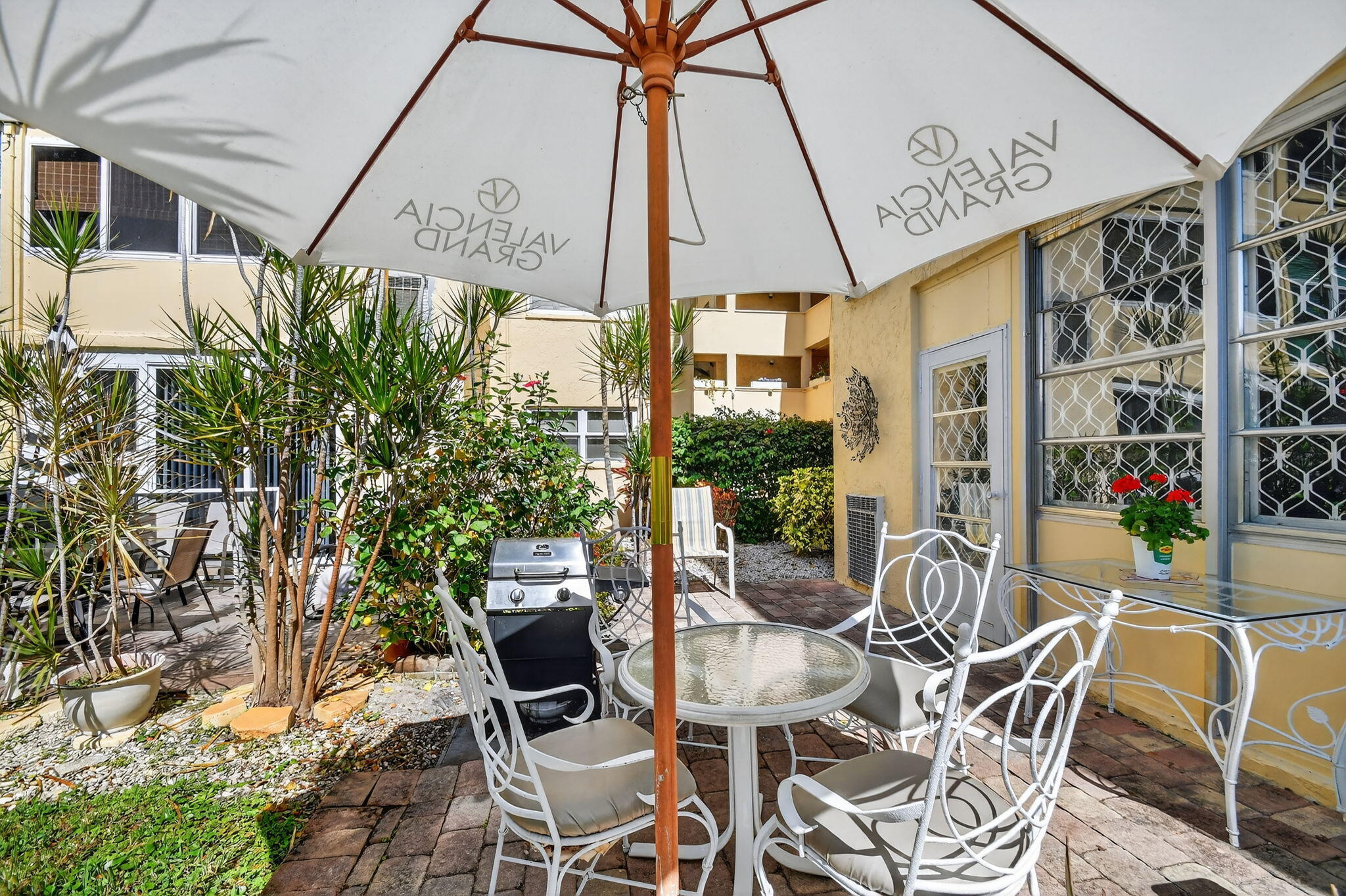 VILLAGE ROYALE GREENWOOD CONDO - Residential