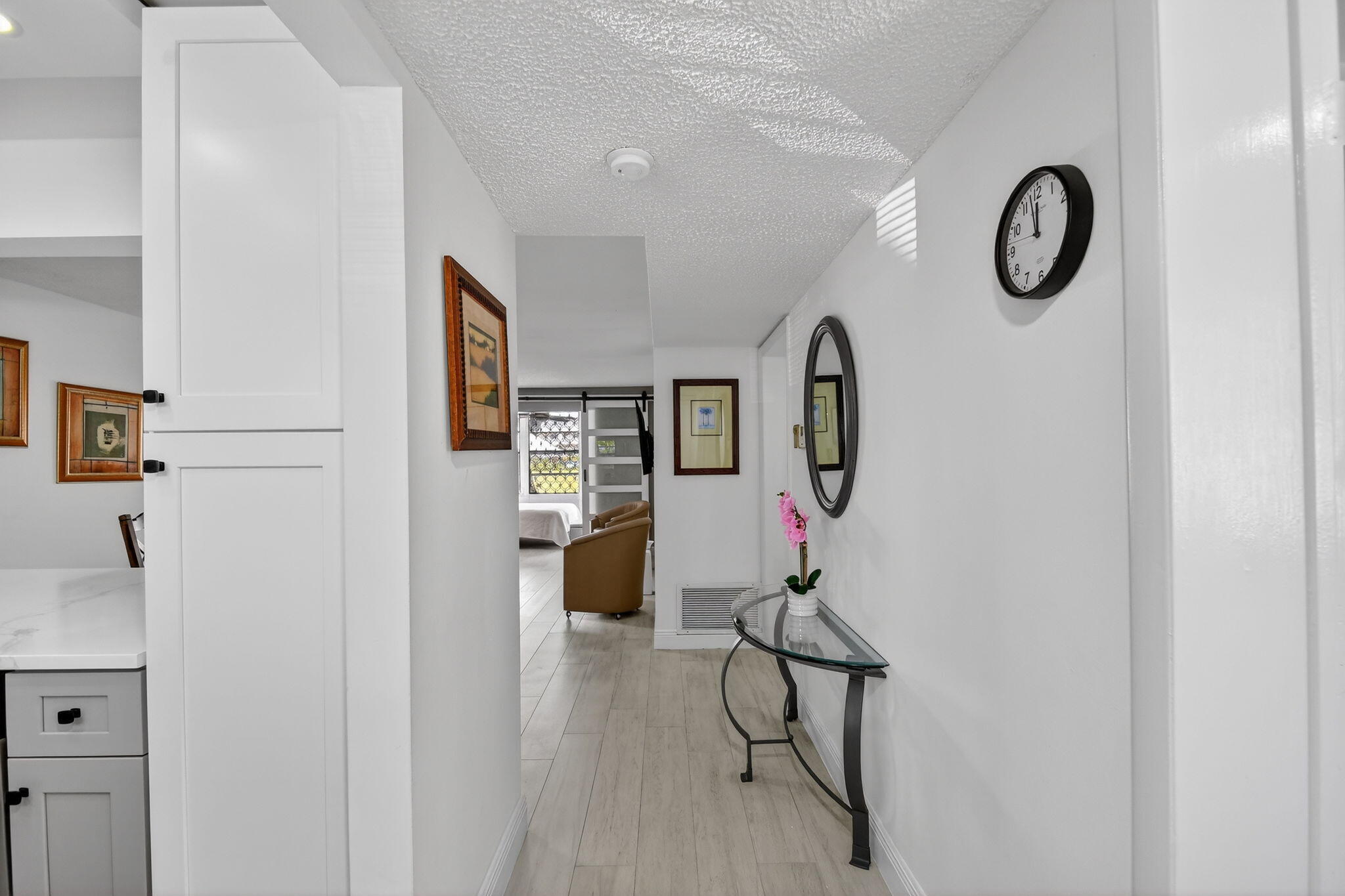 VILLAGE ROYALE GREENWOOD CONDO - Residential