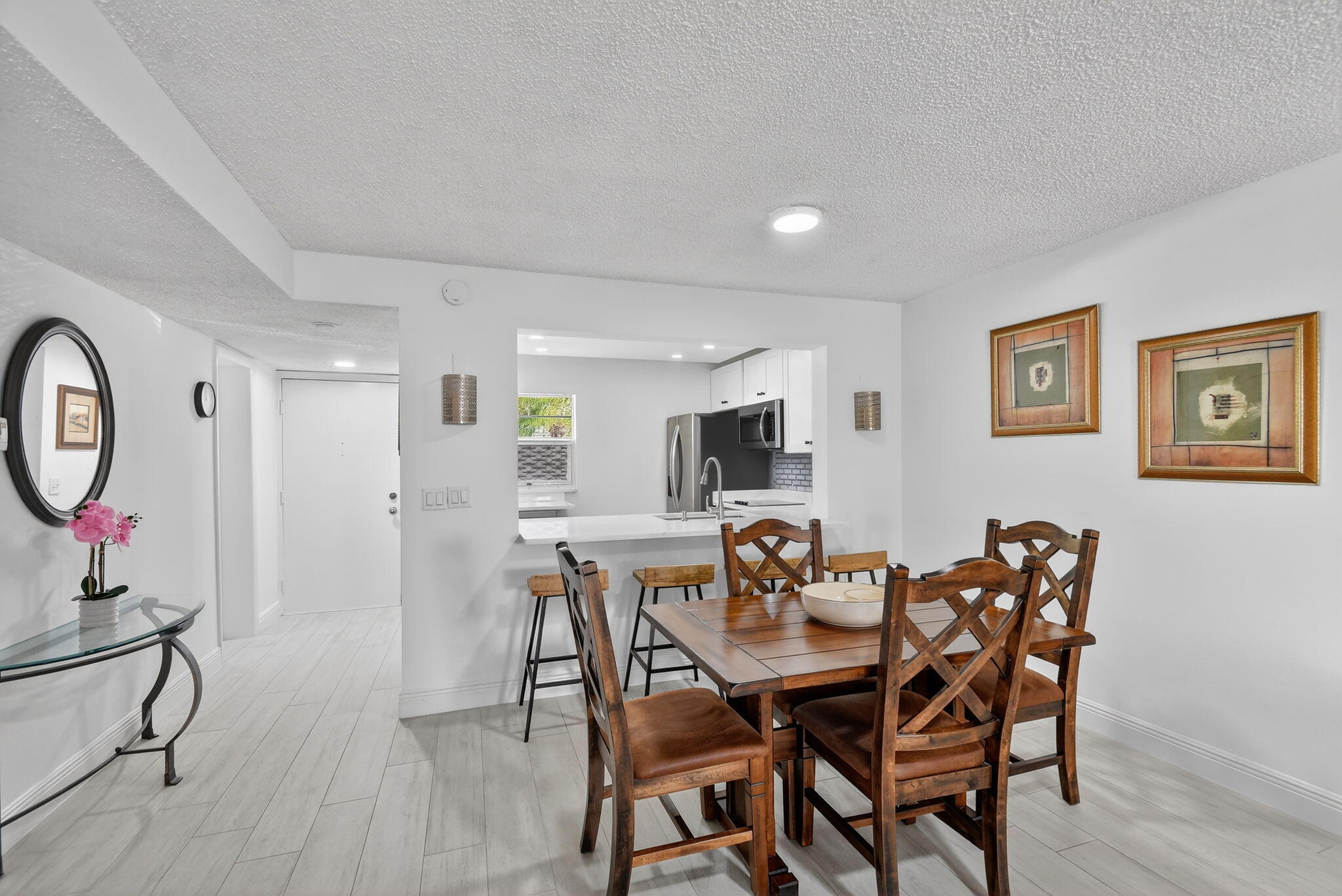 VILLAGE ROYALE GREENWOOD CONDO - Residential