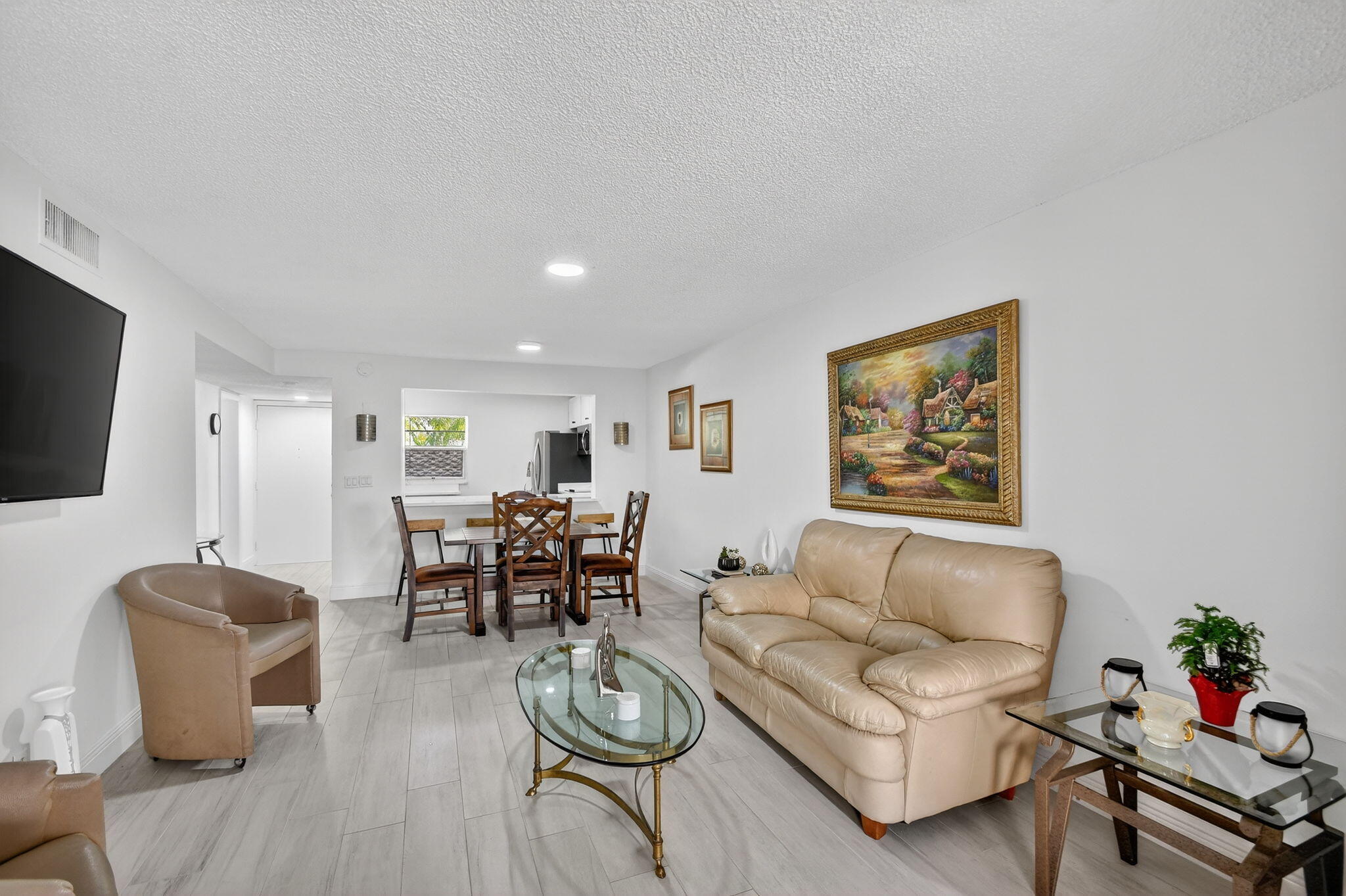 VILLAGE ROYALE GREENWOOD CONDO - Residential