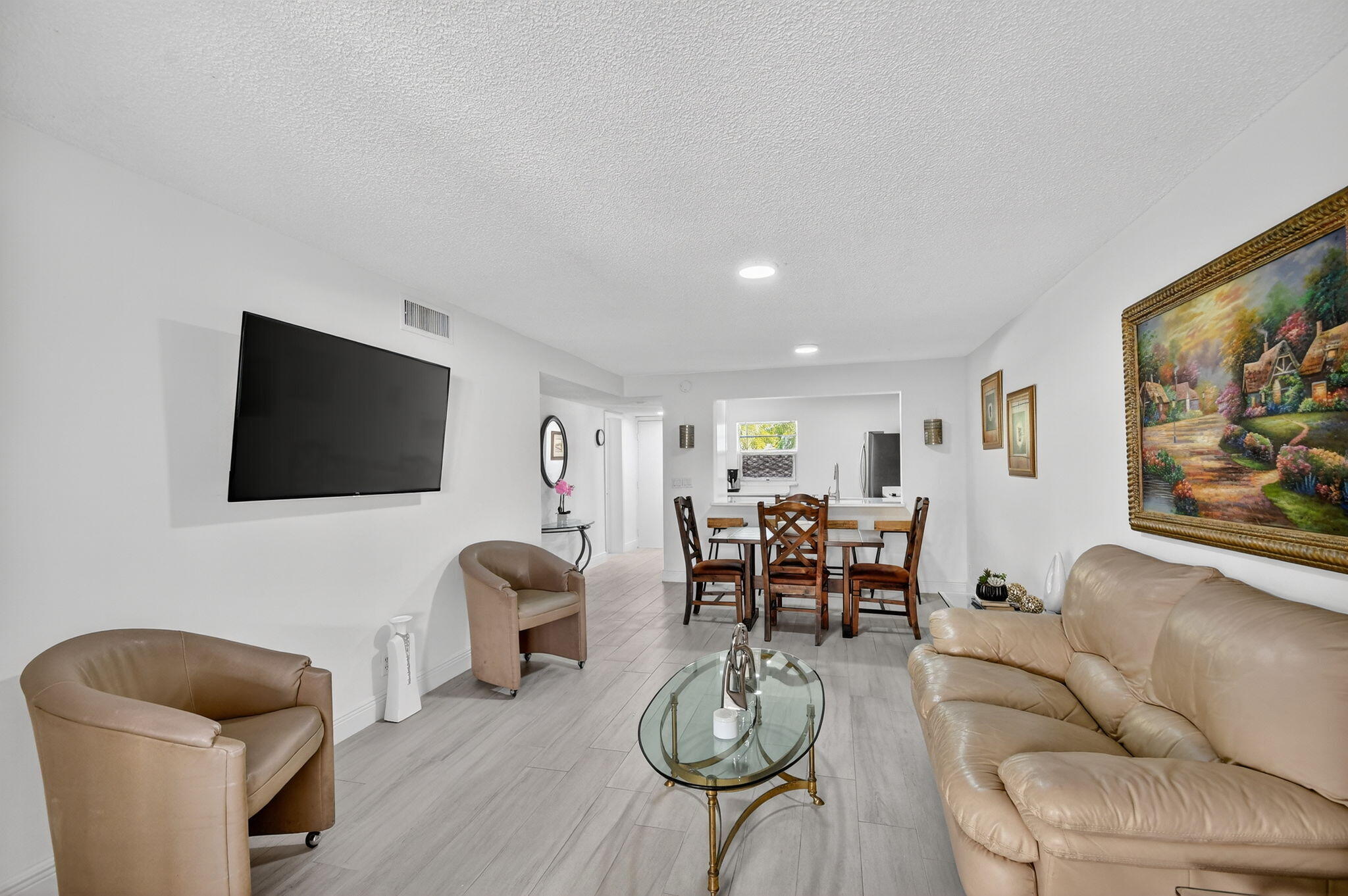 VILLAGE ROYALE GREENWOOD CONDO - Residential