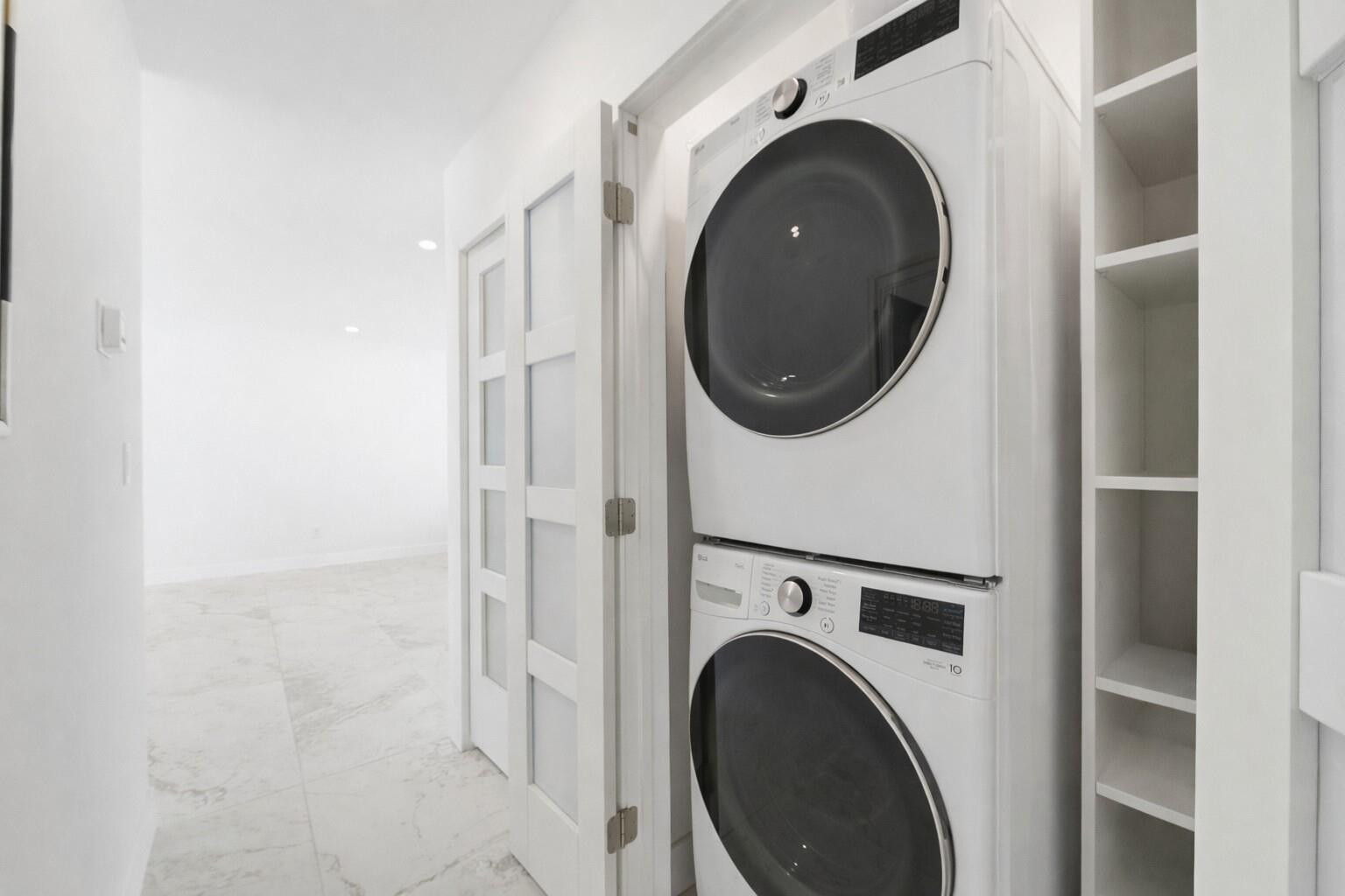 Coral Estates 32-29 B - Residential Lease