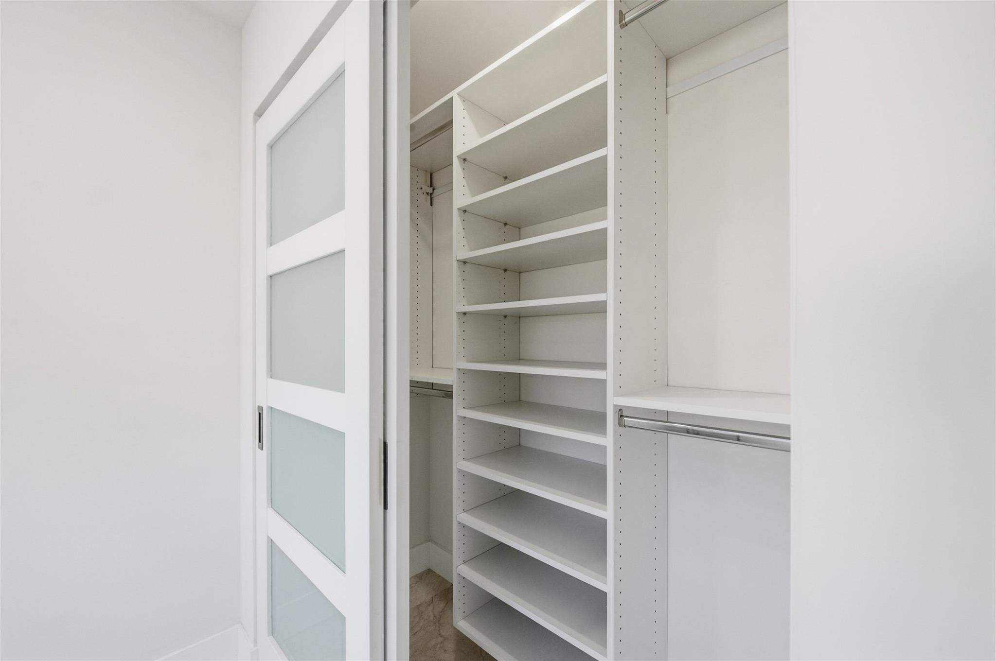 Coral Estates 32-29 B - Residential Lease