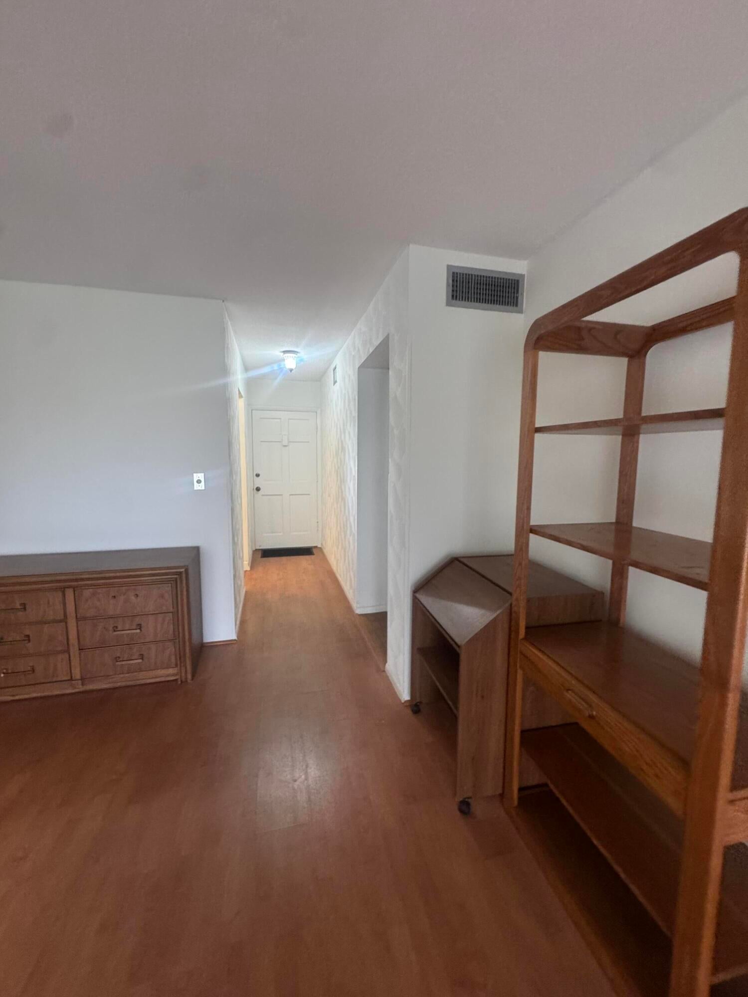2640 Garden Drive S Apt 203