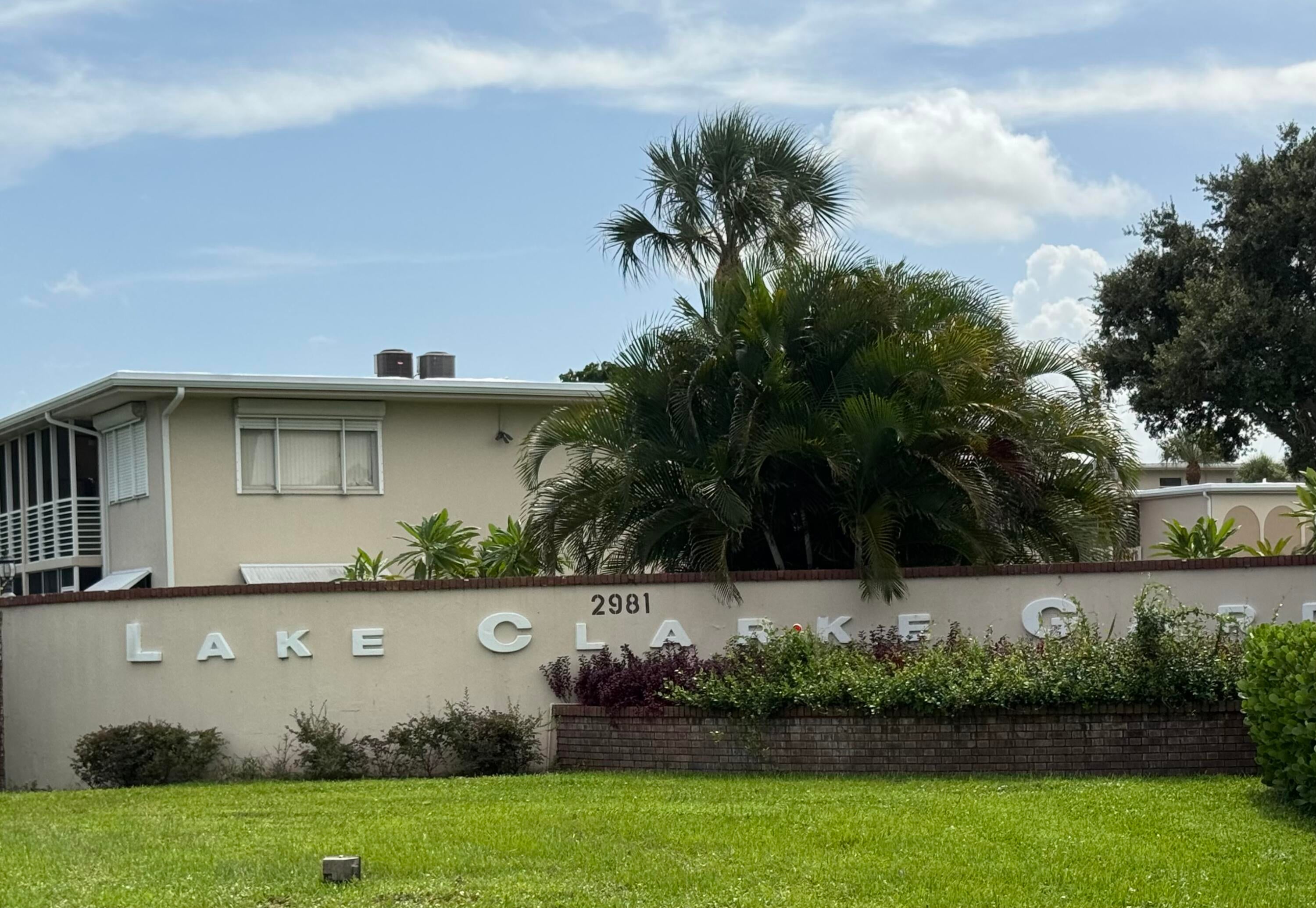 2640 Garden Drive S Apt 203