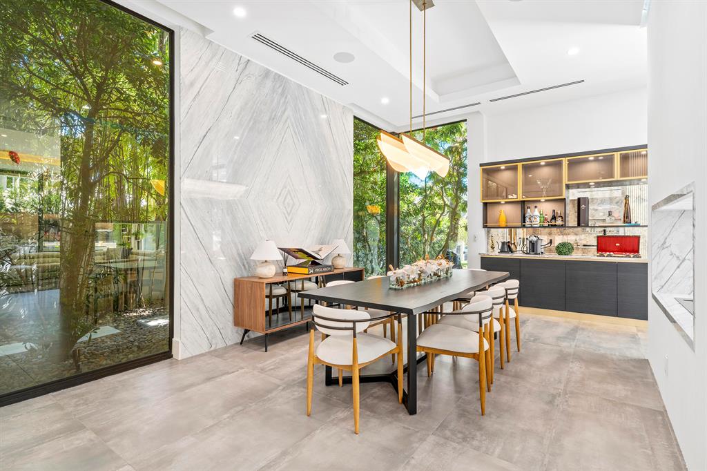 SEA ISLAND - Residential