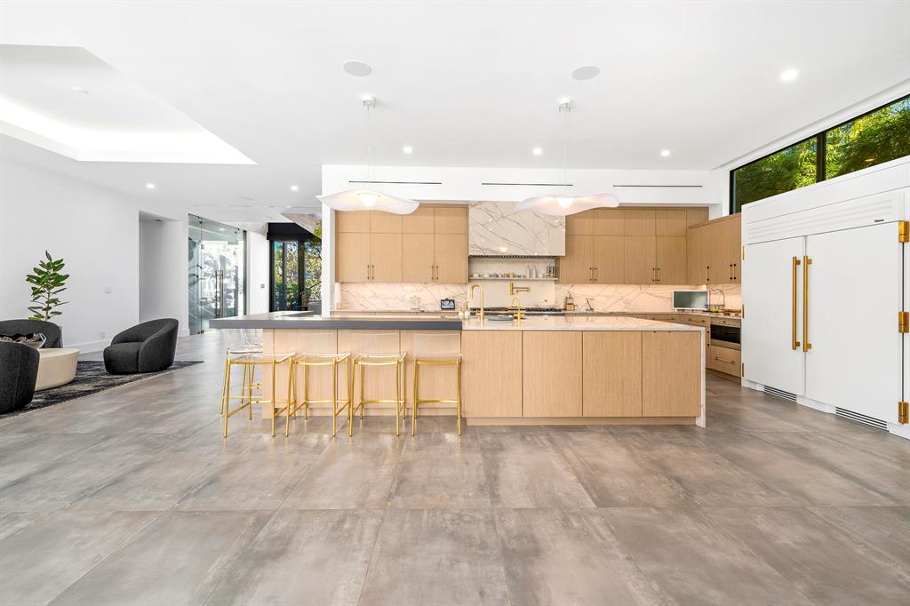 SEA ISLAND - Residential