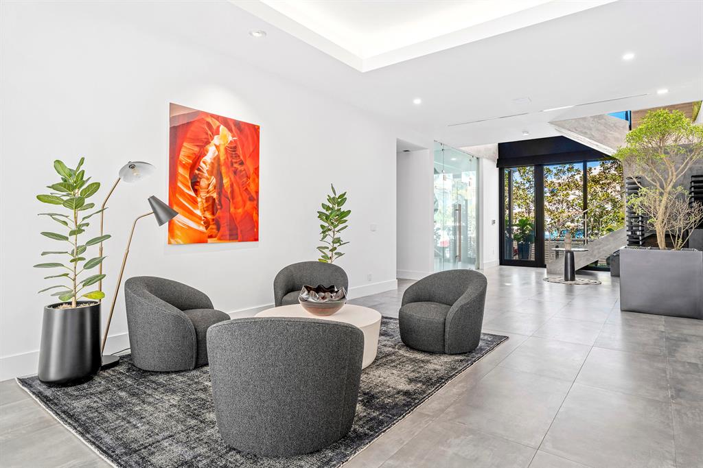 SEA ISLAND - Residential