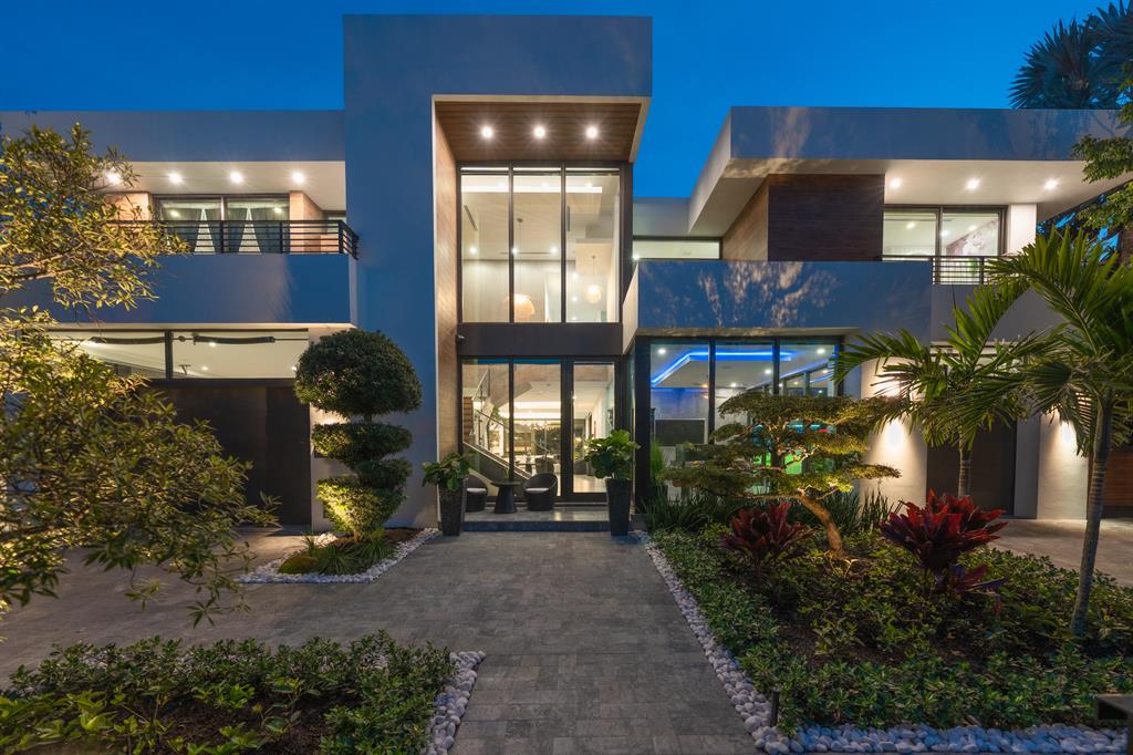 SEA ISLAND - Residential