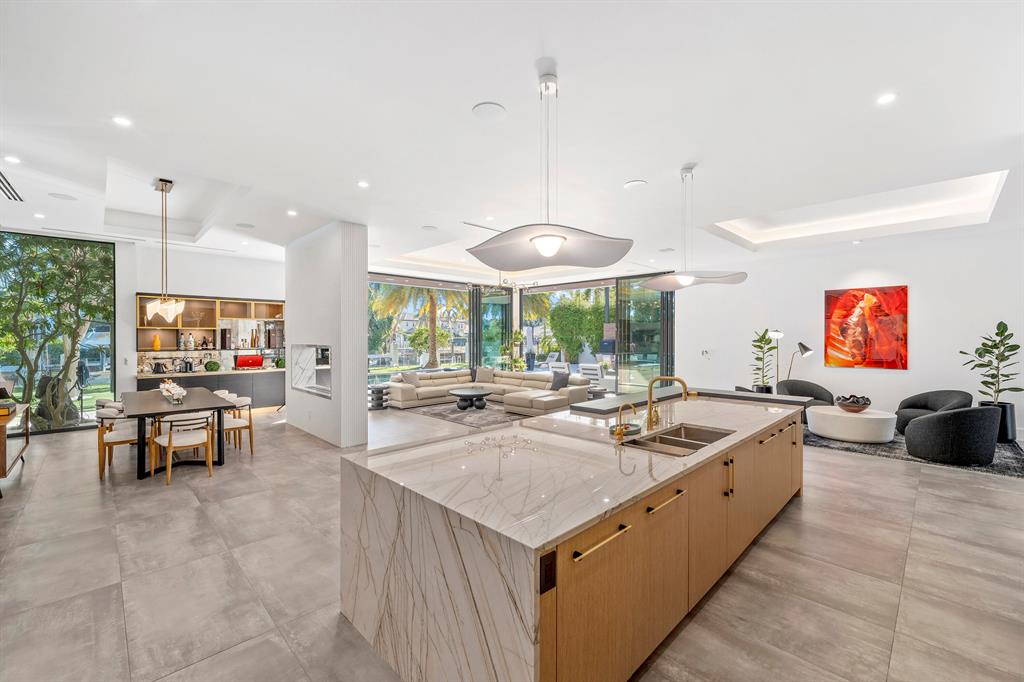 SEA ISLAND - Residential