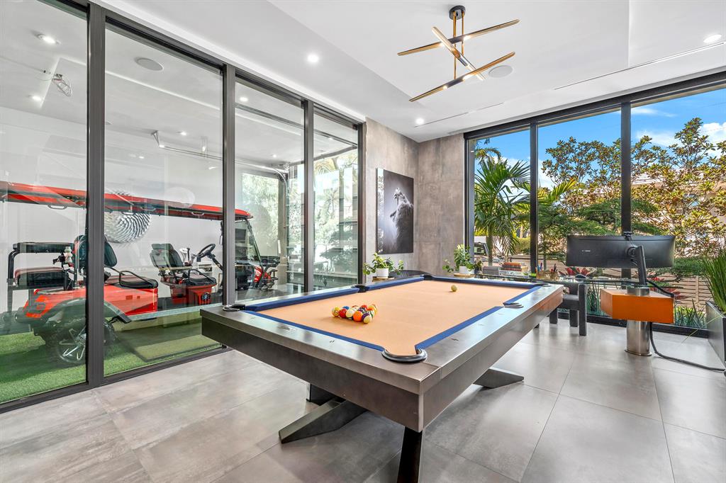 SEA ISLAND - Residential