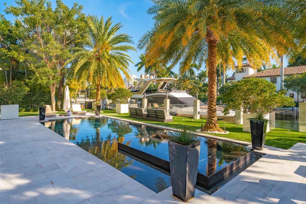 SEA ISLAND - Residential