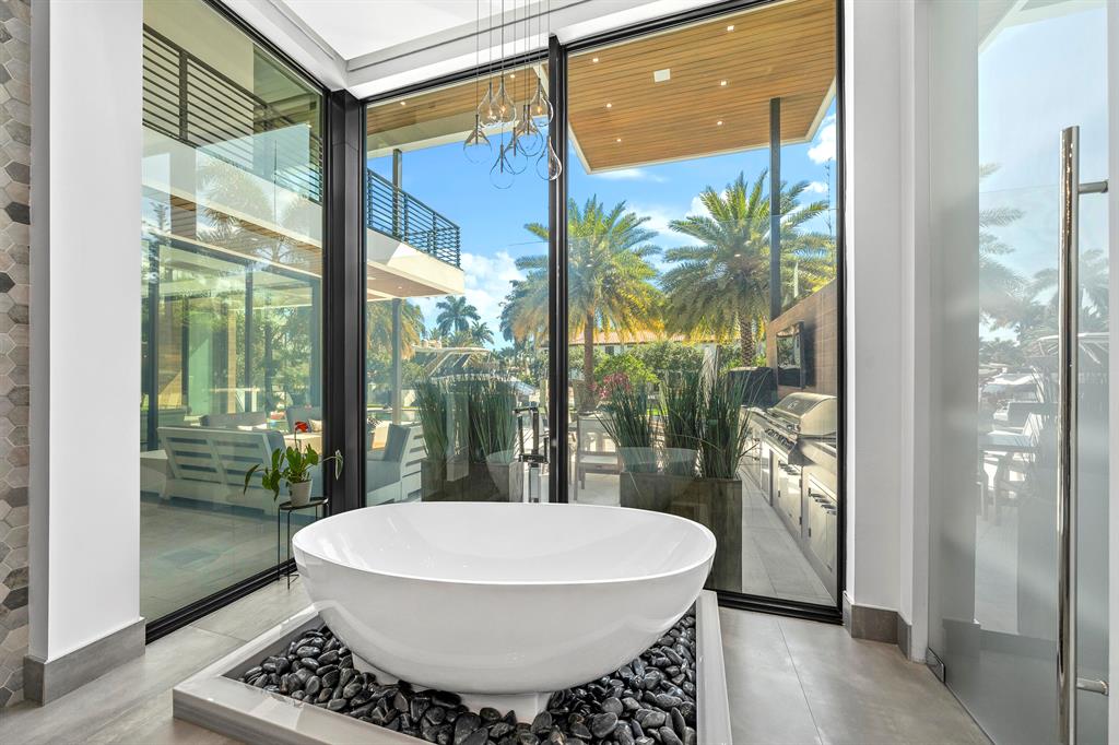 SEA ISLAND - Residential