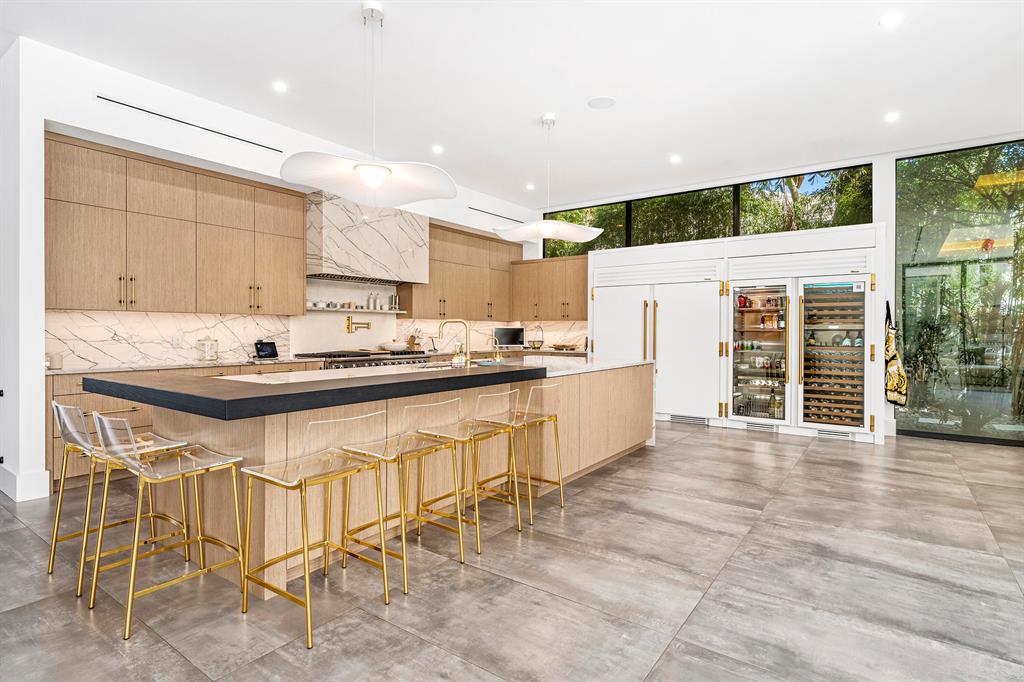 SEA ISLAND - Residential