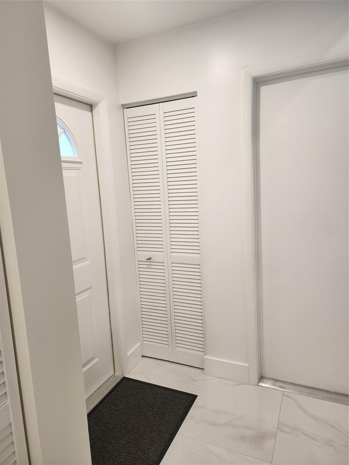 Country Isles Garden Home - Residential Lease