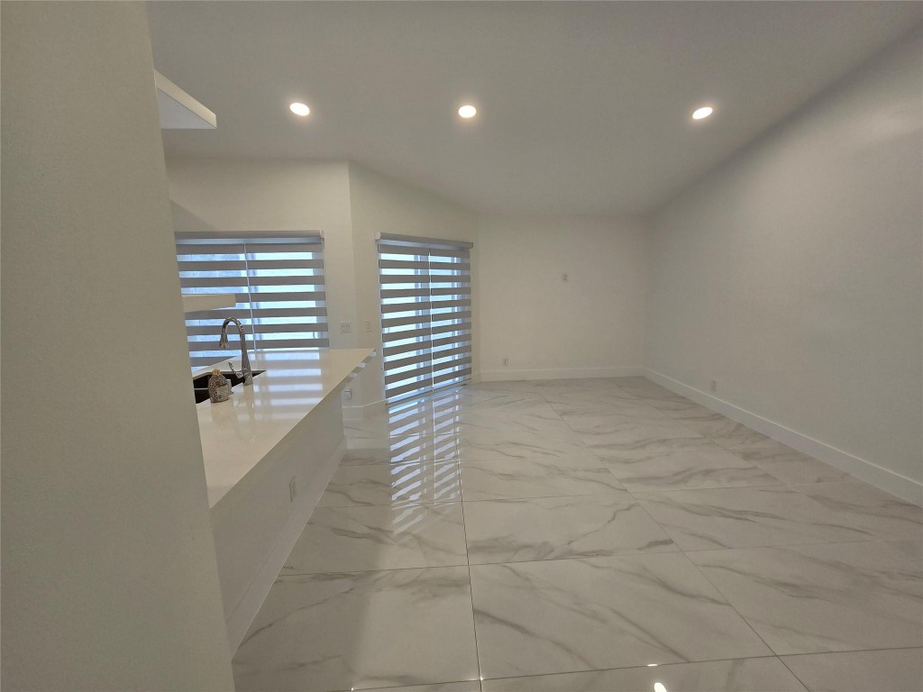 Country Isles Garden Home - Residential Lease