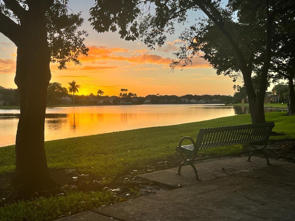 Country Isles Garden Home - Residential Lease