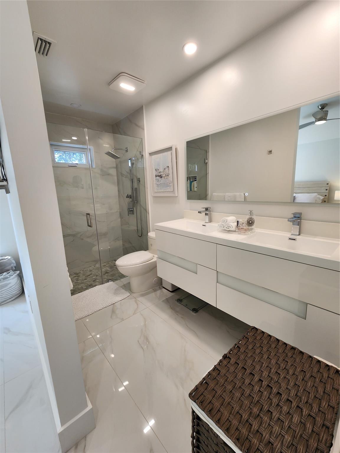 Country Isles Garden Home - Residential Lease