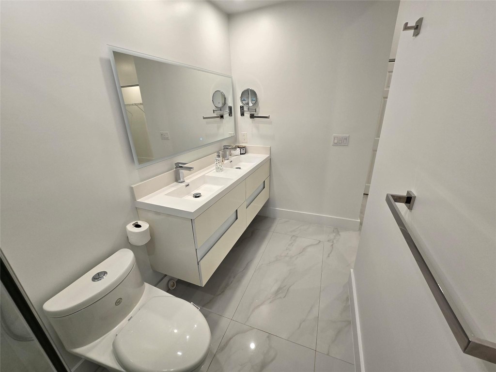 Country Isles Garden Home - Residential Lease