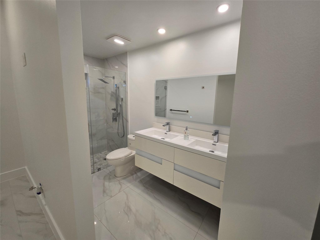 Country Isles Garden Home - Residential Lease