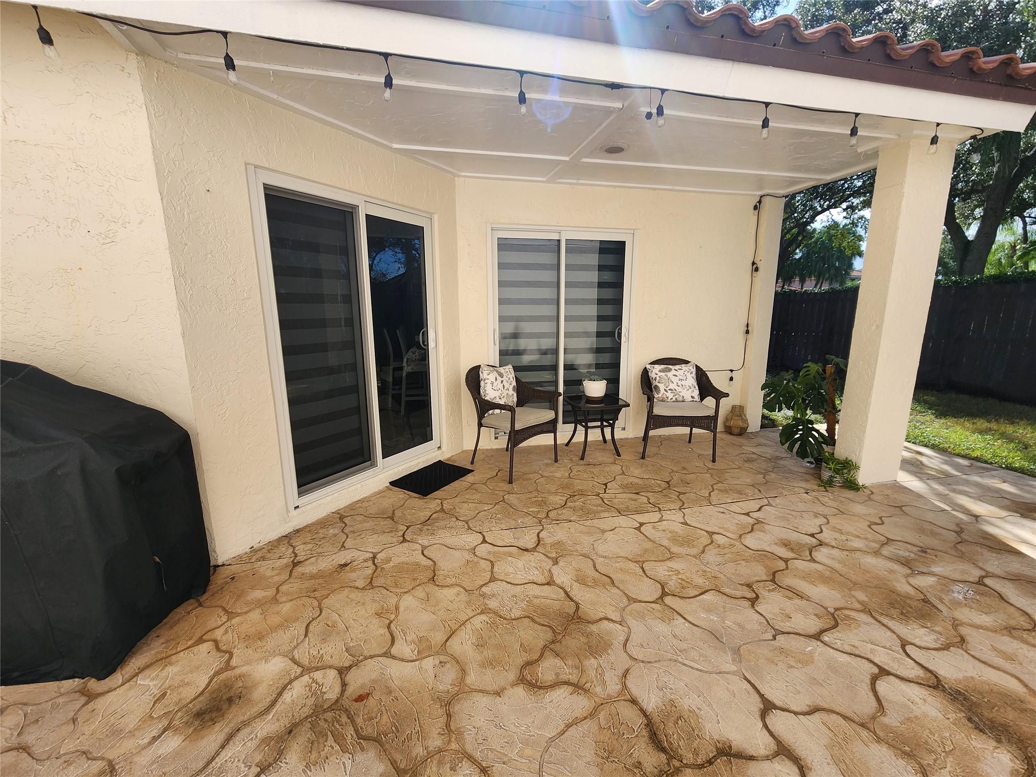 Country Isles Garden Home - Residential Lease