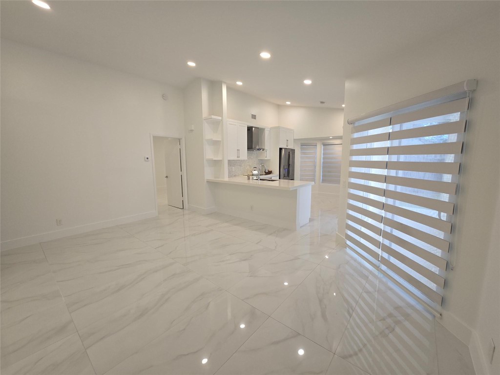 Country Isles Garden Home - Residential Lease