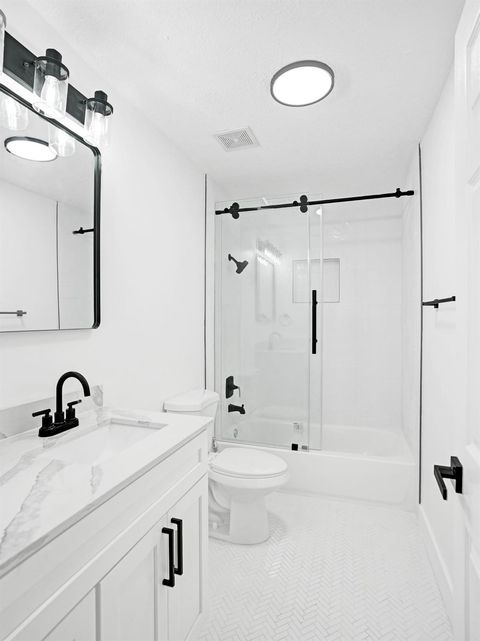 Tiny photo for 216 Bayberry Drive, Plantation, FL 33317 (MLS # F10551446)